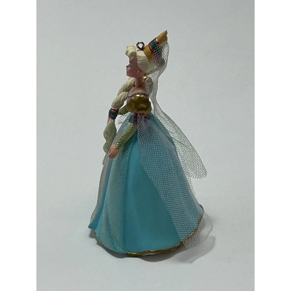HALLMARK KEEPSAKE ORNAMENT BARBIE‎ RAPUNZEL 1997 CHILDREN'S COLLECTORS SERIES